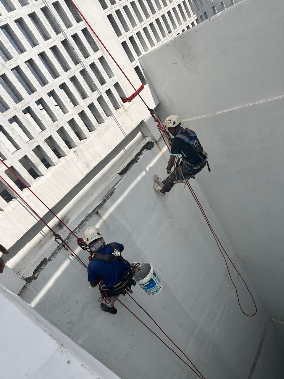 High-rise maintenance 7